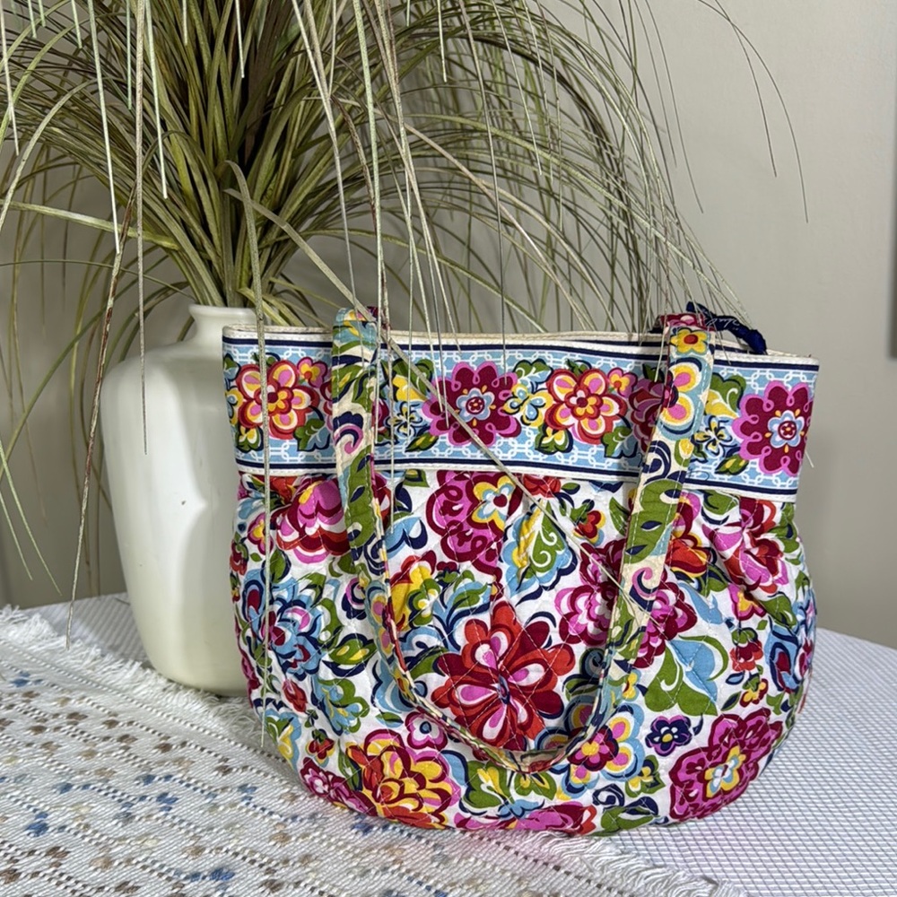 Vera Bradley Hope Garden Shoulder Handbag Tote Zippered Spring Summer - Picture 6 of 10